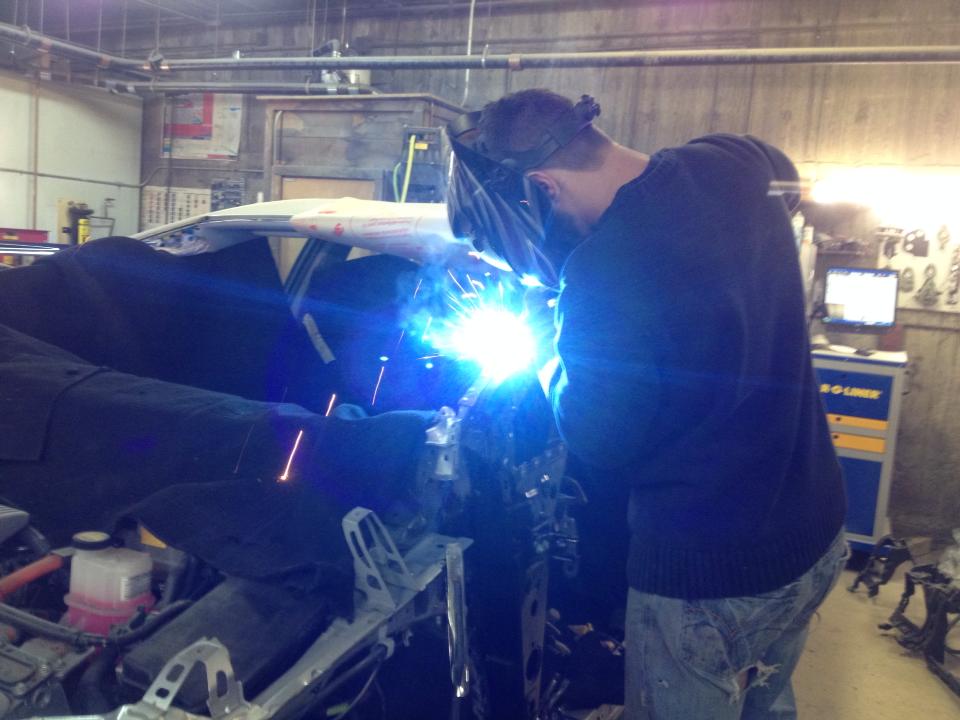 Advanced Collision Center Auto Body Kingston